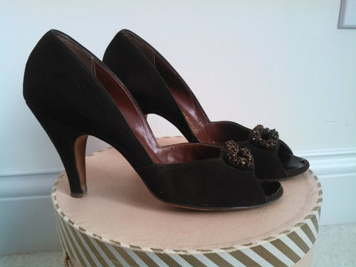 Vintage 1940s beaded Peep Toe Heels in Chocolate Brown by Geo. R Taylor Co. Laird Schober Trade Mark Shoes / Size 7