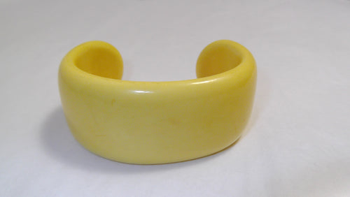 Vintage Yellow Bakelite Cuff Bracelet