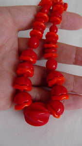 30s 40s wavy glass bead Necklace / red and orange glass beads necklace / art deco era necklace