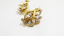 Load image into Gallery viewer, Vintage Trifari rhinestone earrings / vintage pierced earrings / GlitterNGoldVintage