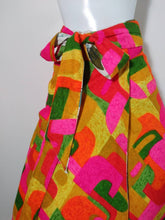 Load image into Gallery viewer, 50s 60s psychedelic reversible skirt / barkcloth wrap skirt  / Atomic print skirt / pom pom trim