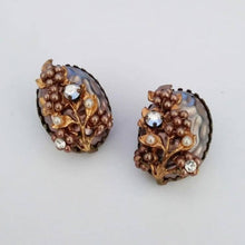 Load image into Gallery viewer, Miriam Haskell Inspired Crystal Rhinestone Baroque Pearl filagree earrings / vintage clip earrings