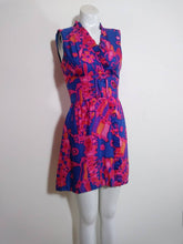 Load image into Gallery viewer, Vintage 60s psychedelic mod Dress / hand dyed silk dress / belted waist and ruffle collar