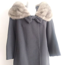 Load image into Gallery viewer, Vintage 50s Silver Mink Fur collar swing coat