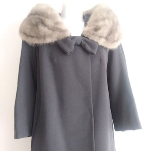 Vintage 50s Silver Mink Fur collar swing coat