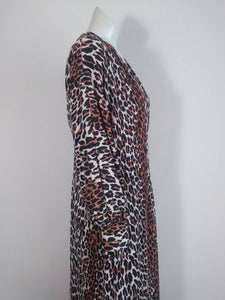 Vintage Vanity Fair Dressing Gown Robe / Vanity Fair night gown cover up / Nylon Gown / vintage leopard dress