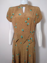 Load image into Gallery viewer, 40s rayon dress / 40s novelty print dress / blue bell flowers dress / vintage Rayon Dress