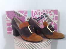 Load image into Gallery viewer, 60s 70s Bandolinos suede buckle Mod shoes made in Italy