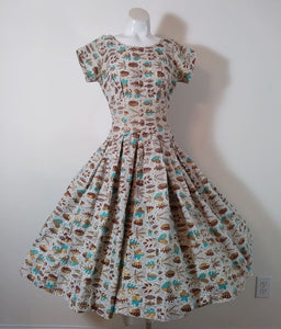 Vintage 50s Dress / 50s full circle skirt dress / 50s painted gold leaves dress / 50s Cocktail Dress / Glitterngoldvintage